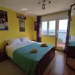 Yuriel - Sea View *