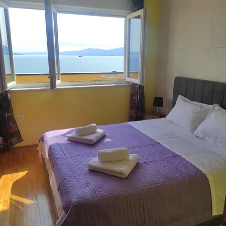 Apartment Yuriel - Sea View
