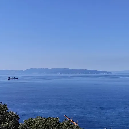 Yuriel - Sea View