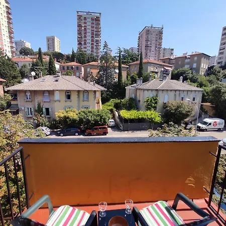 Yuriel - Sea View Apartamento *