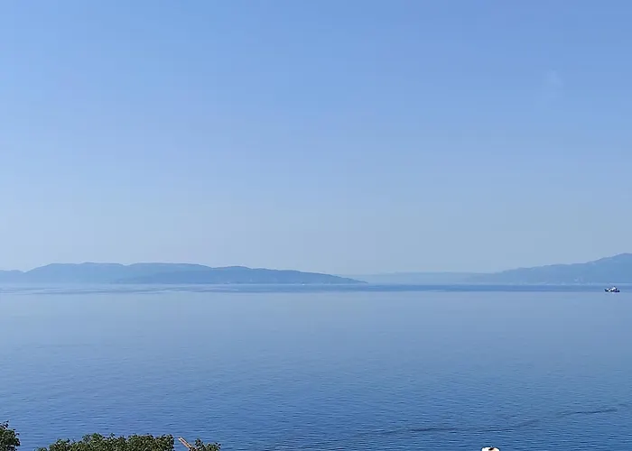 Yuriel - Sea View Apartament
