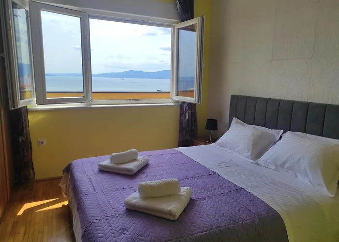 Apartament Yuriel - Sea View